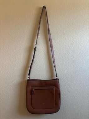 kate spade tan pebbled leather logo crossbody